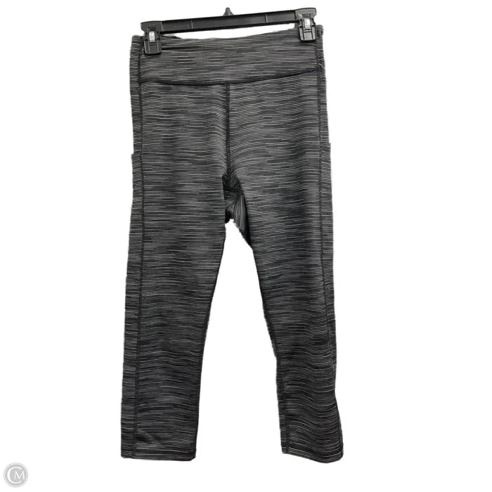 Athletic Capris By Tek Gear In Black & White, Size: M