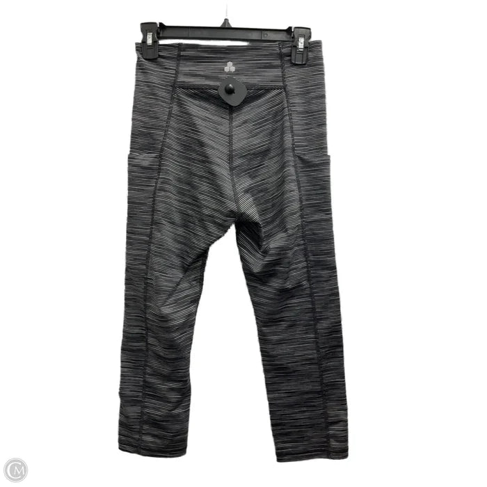 Athletic Capris By Tek Gear In Black & White, Size: M