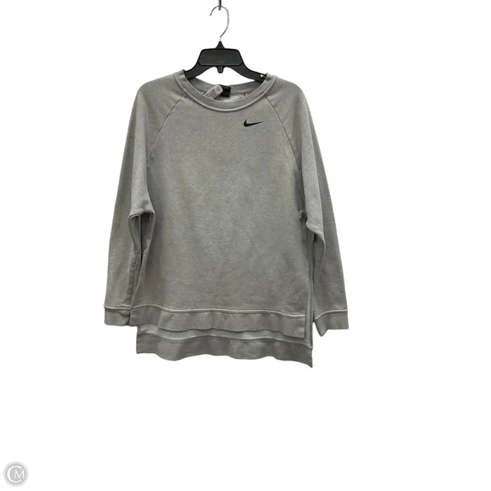 Athletic Top Long Sleeve Crewneck By Nike In Grey, Size: M