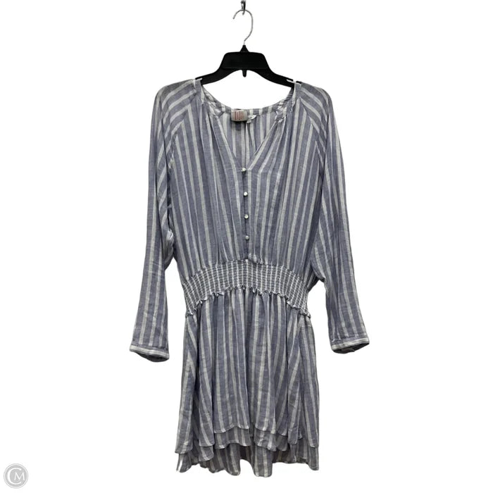 Dress Casual Short By Rails In Blue & White, Size: L