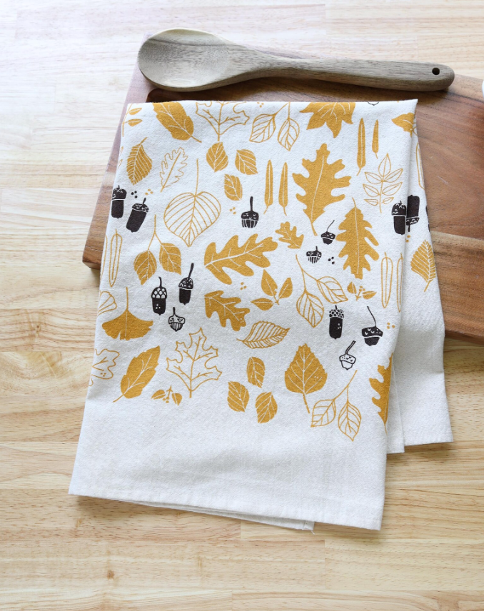 Autumn Leaves & Acorns