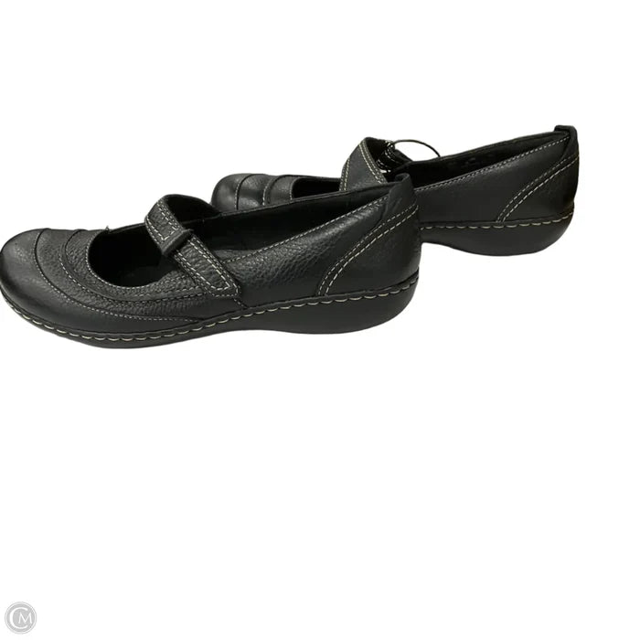 Shoes Flats By Clarks In Black, Size: 10