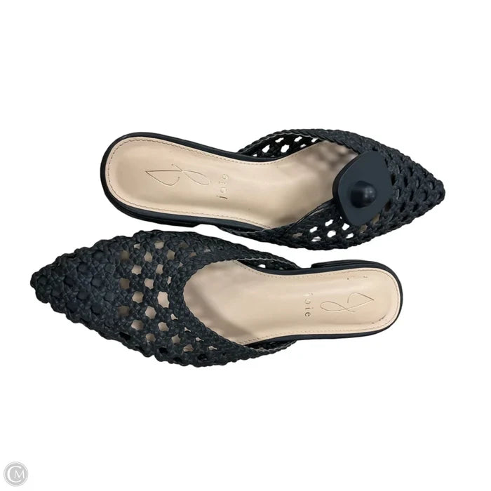 Shoes Flats By Joie In Black, Size: 6.5