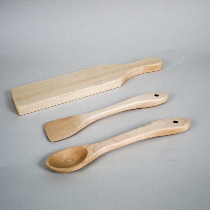 Signature Spoon and Spatula with Cheeseboard Set