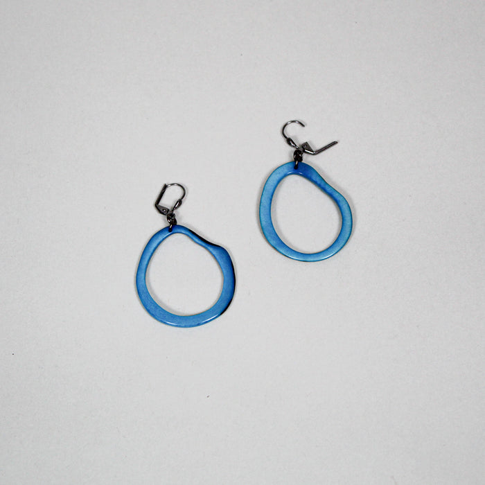 Thin Donut Tauga Dangle Earrings