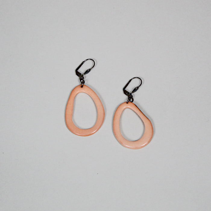 Thin Donut Tauga Dangle Earrings