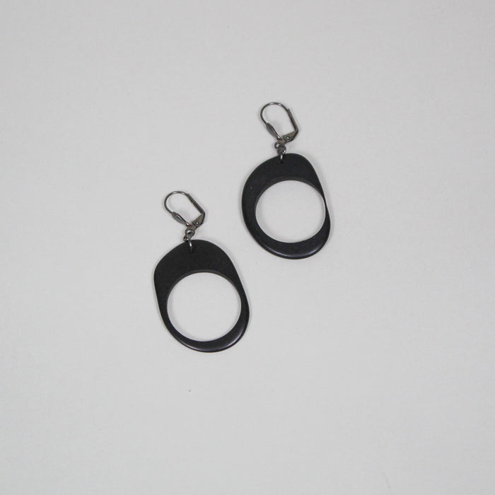 Thin Donut Tauga Dangle Earrings