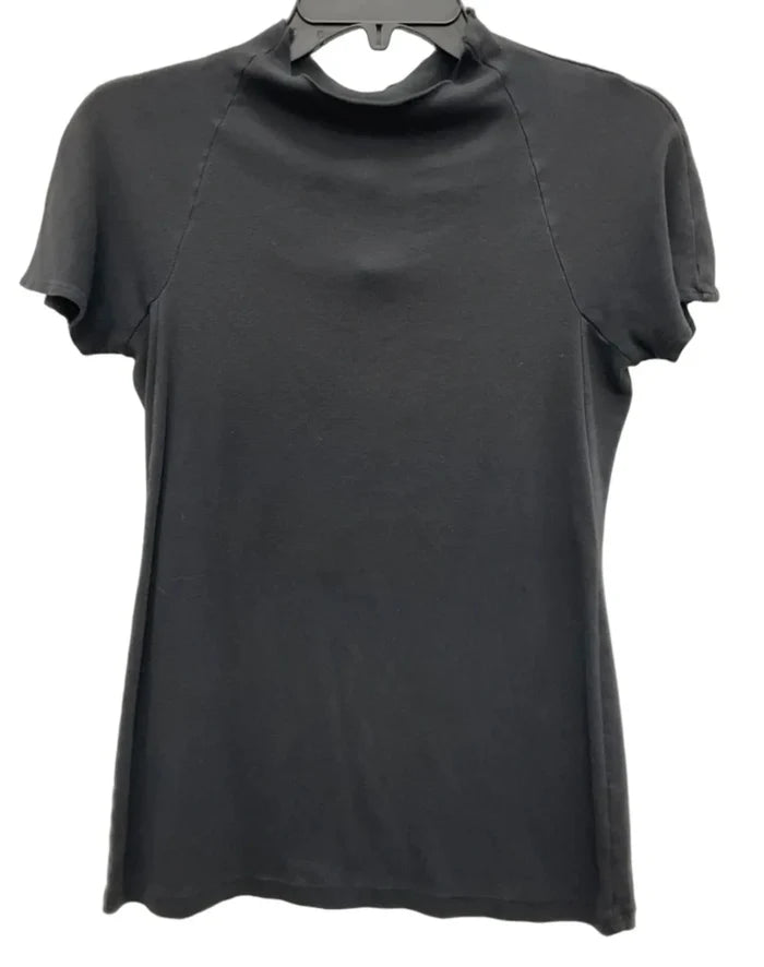 Top Short Sleeve By Cma In Black, Size: M