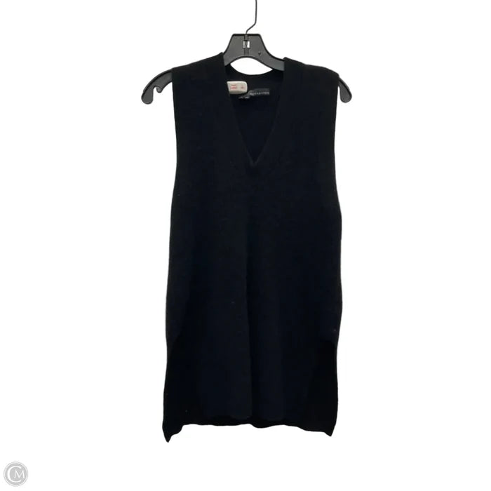 Top Sleeveless By 360cashmere In Black, Size: Sp